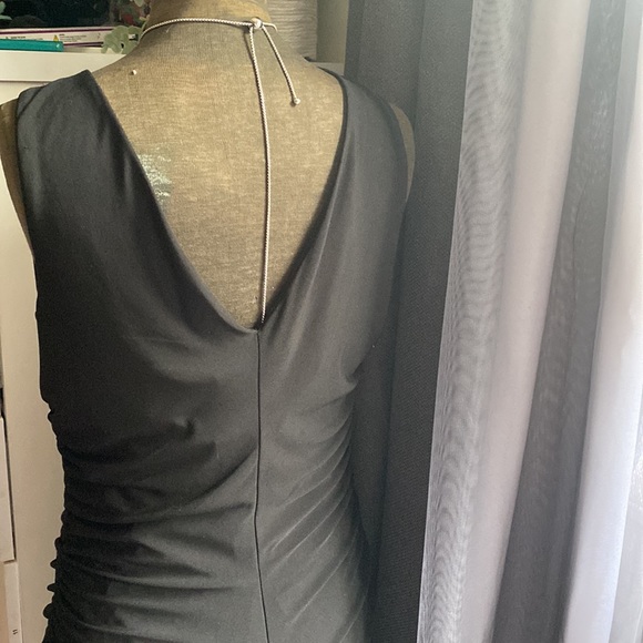 Beautiful ruffle detail. Asymmetric . Black - Picture 3 of 3